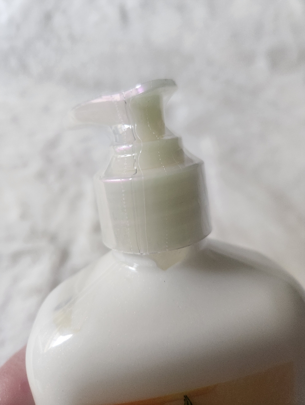 🆕️Hempz Lotion - Picture 2 of 3